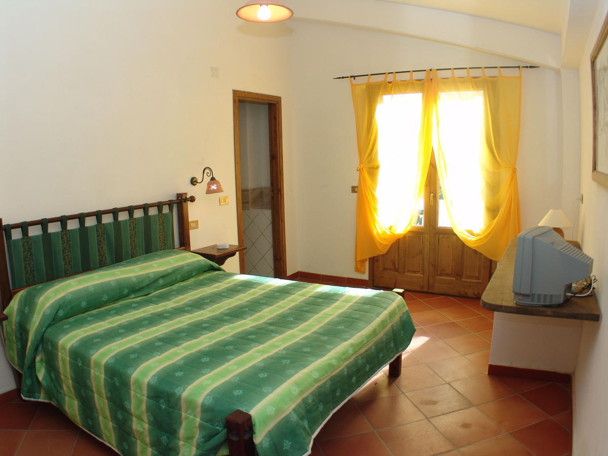 La Mia Valle Capo d'Orlando Room photo